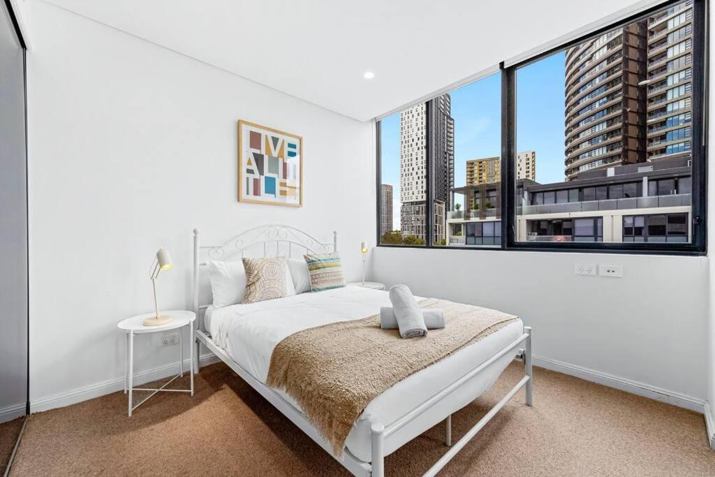 Four Bedroom Apartment With Facilities In Olympic Park Sidney Exterior foto